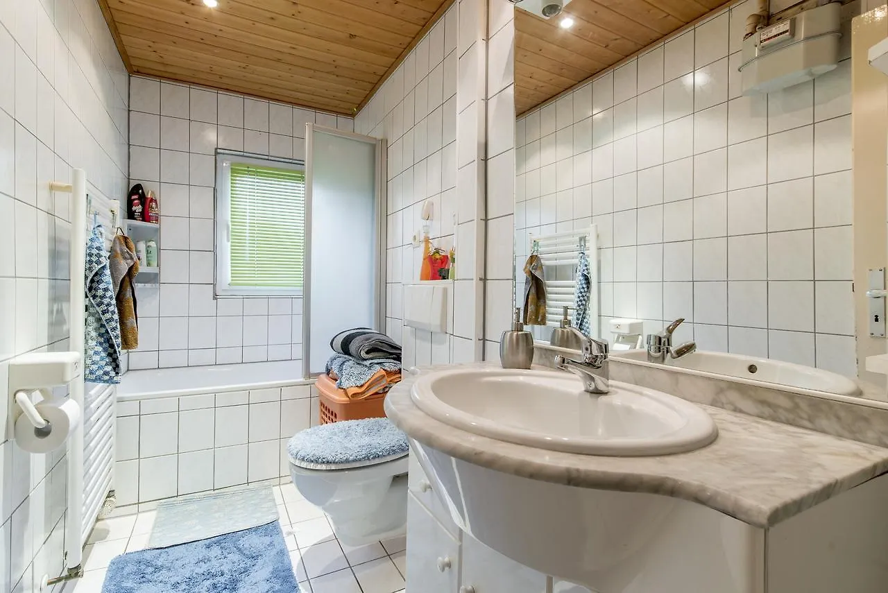 Profair Private Apartments & Rooms City Centre - Room Agency