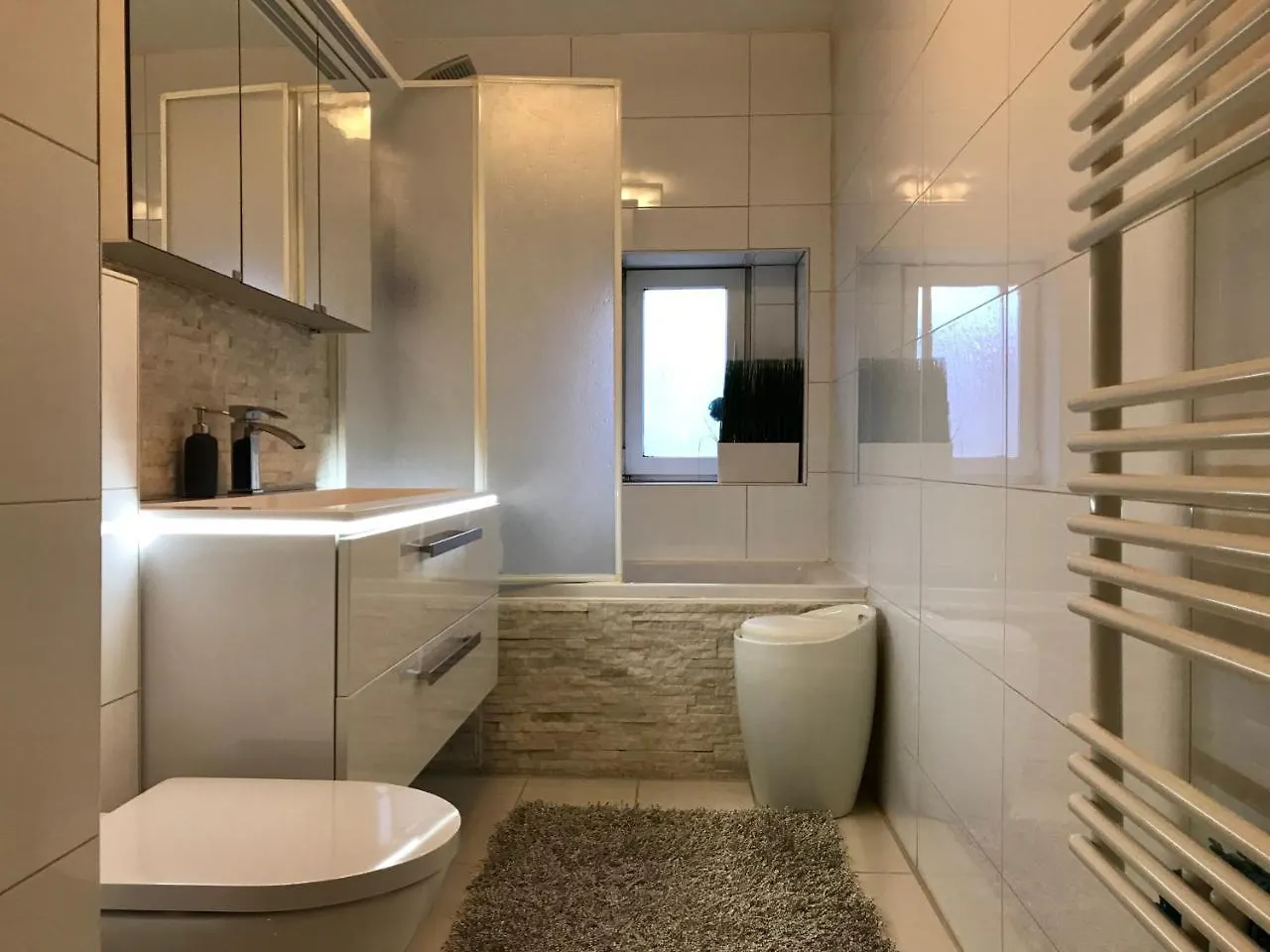 Homestay Profair Private Apartments & Rooms City Centre - Room Agency